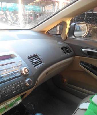 本田思域1.8L 代步優選，車況扎實，掛漆待整